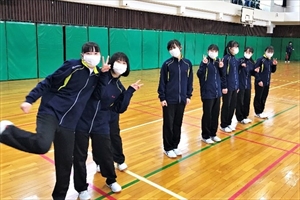 05 R
