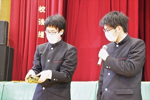IMG 2443 R